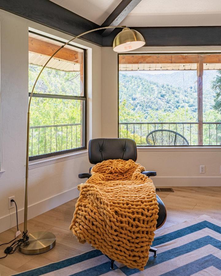 Secluded Mtn Top Family Haven W/Views Spa & Arcade Three Rivers Exterior photo